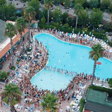 Lägenhetshotell Villaggio Welcome Riviera D'abruzzo Tortoreto